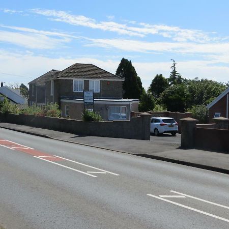 Four Seasons Guest House Pembrey Exterior photo